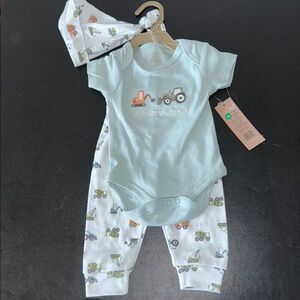 NWT Chickpea 0-3M Baby Blue Tractor Onesie and Pants Set